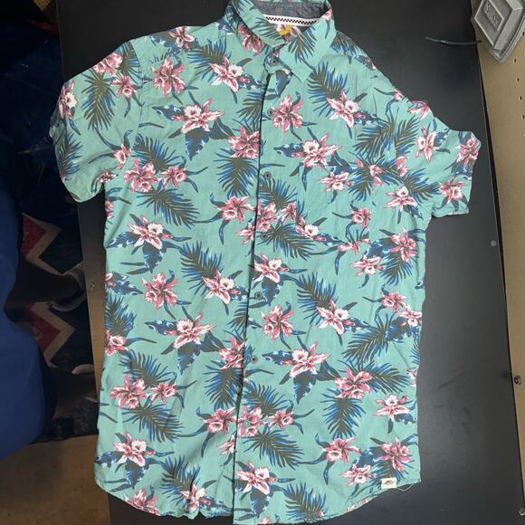 free planet hawaiian shirt Size Small - Picture 4 of 5